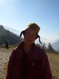 Это очень необычная девушка.