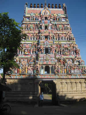 Воторота храма.