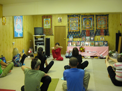 Задирание ноги.