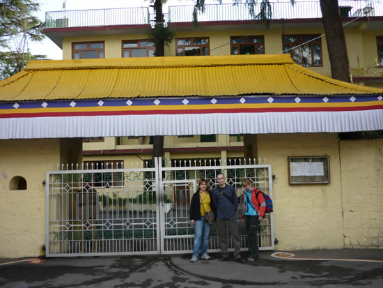 Вход в личные покои Далай Ламы, в монастыре Намгьял.